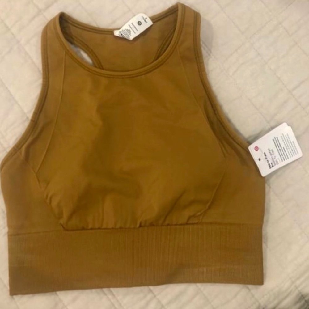 Lulu lemon Size 6 bra